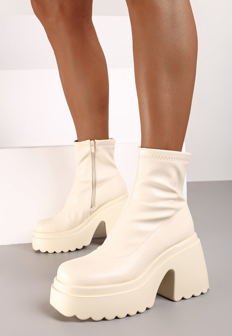 Botine Bej