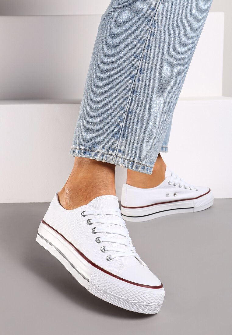 Teniși înalți Albi