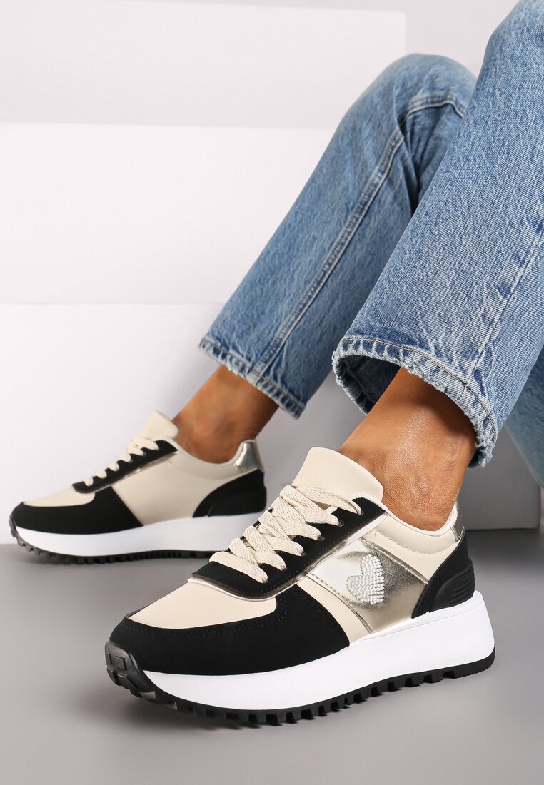 Sneakers Negri pe Platformă din Spumă cu Inimioară Timava