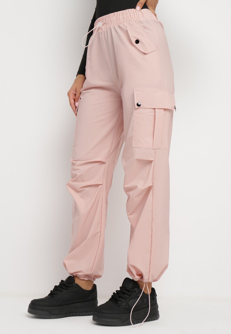 Pantaloni Roz