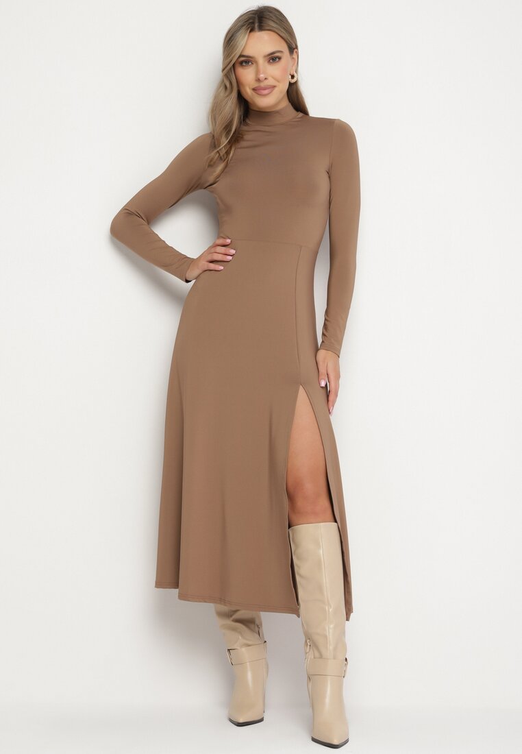 Rochie Maro cu Guler tip Golf Cambrată cu Șliț pe Lateral Sailea