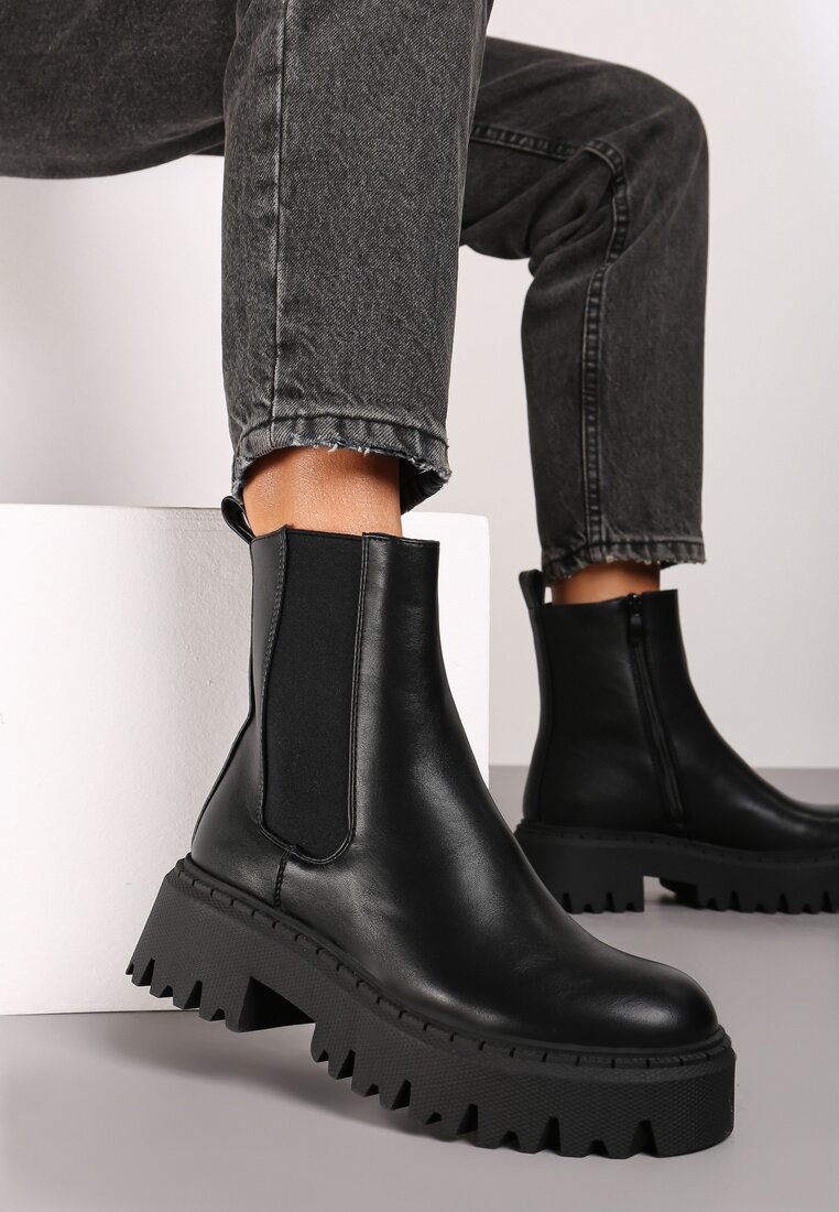Botine Negre