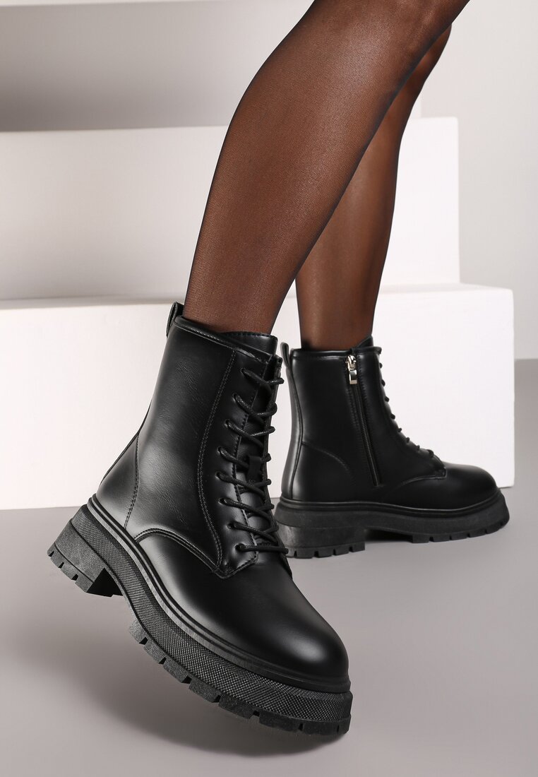 Botine Negre