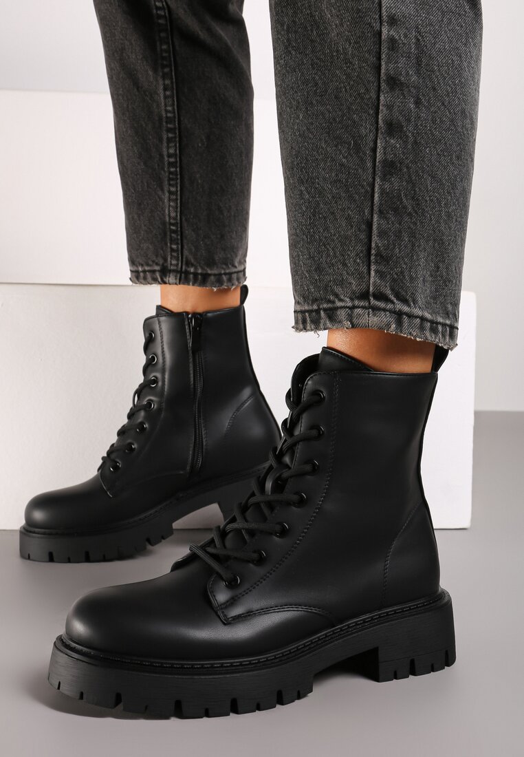 Botine Negre