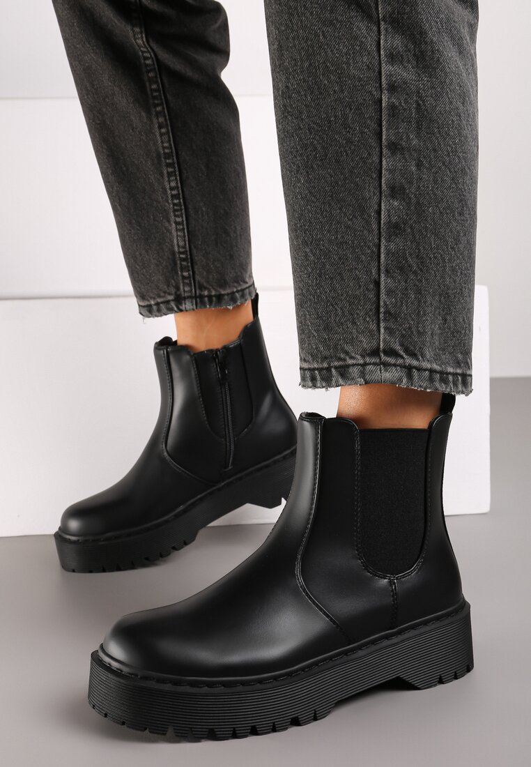 Botine Negre