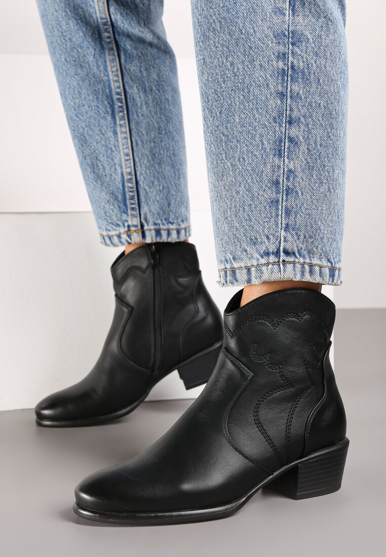 Botine Negre