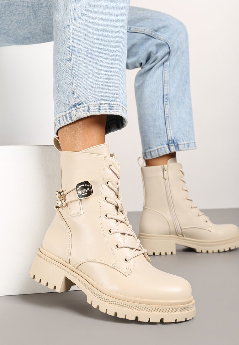 Botine Bej