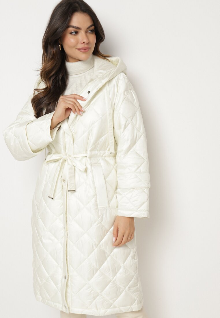 Geacă Bej deschis Matlasată lungă cu Glugă, Centură și șnururi în Talie Nikiana