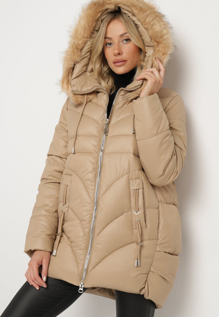 Geacă bej matlasată cu croială trapezoidală cu glugă și blană detașabilă Deolaine