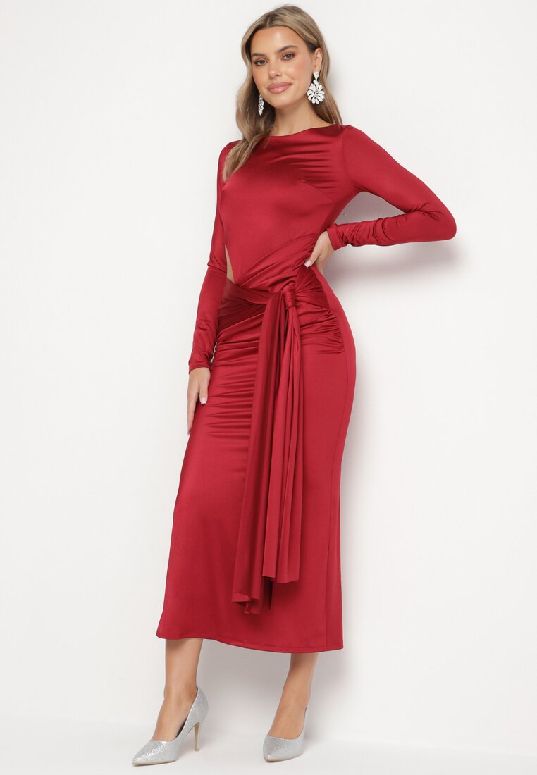 Rochie Cocktail Bordeaux Decorată cu Legătură și Decupaj Vamizola