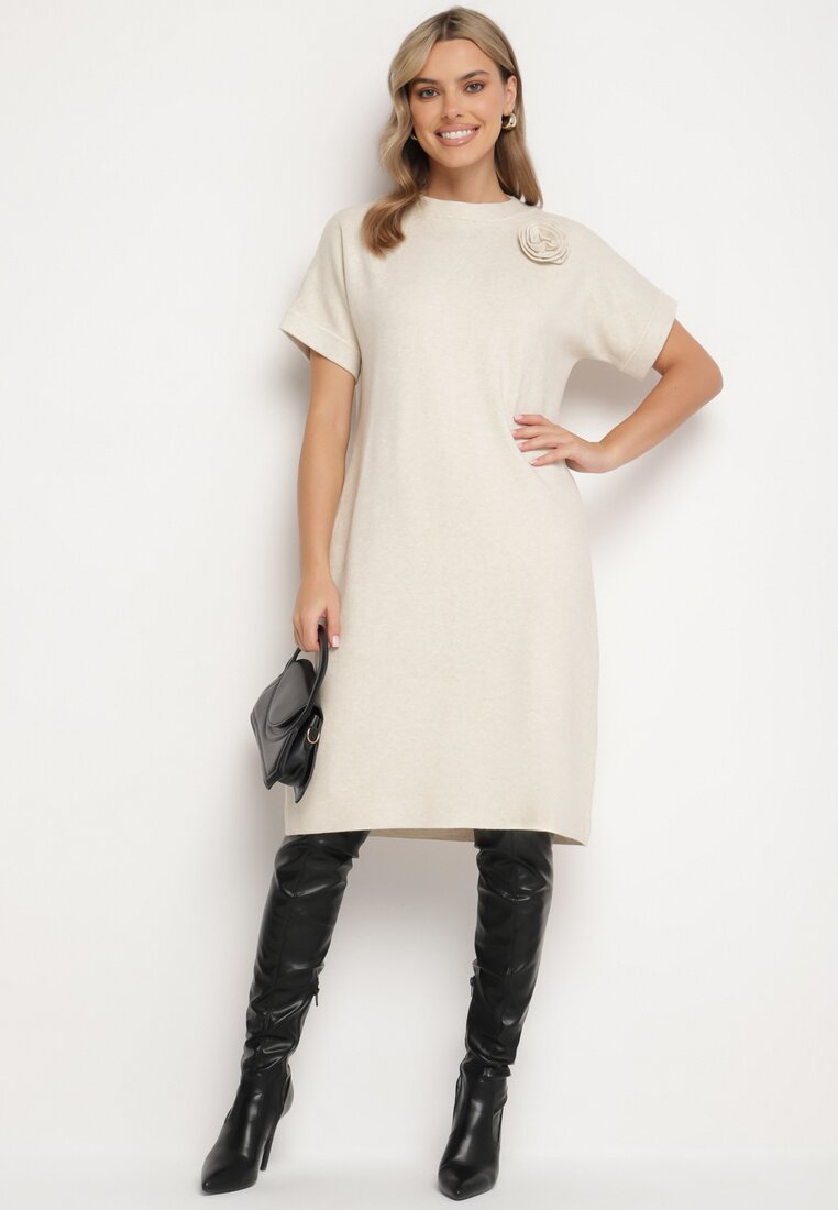 Rochie Bej deschis cu vâscoză, bumbac și floare 3D detașabilă Zeiada