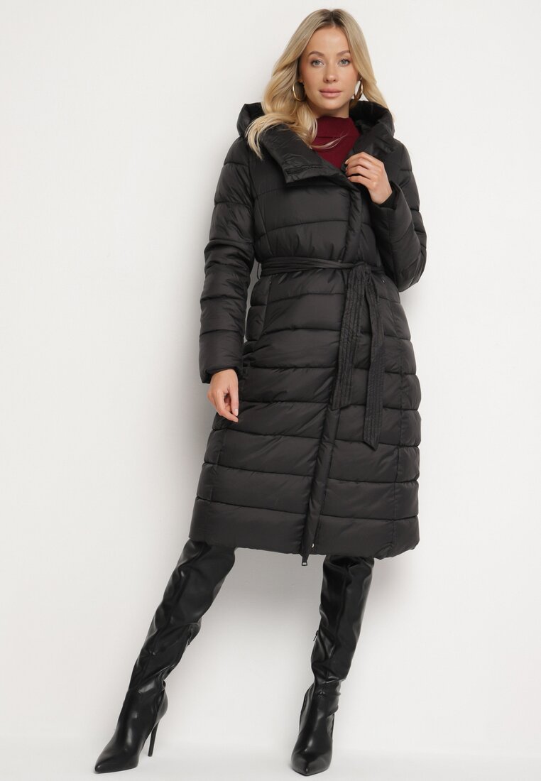 Geacă Matlasată Neagră lungă cu curea și căptușeală din blană Fivlemi
