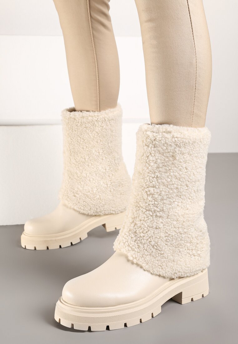Botine Bej