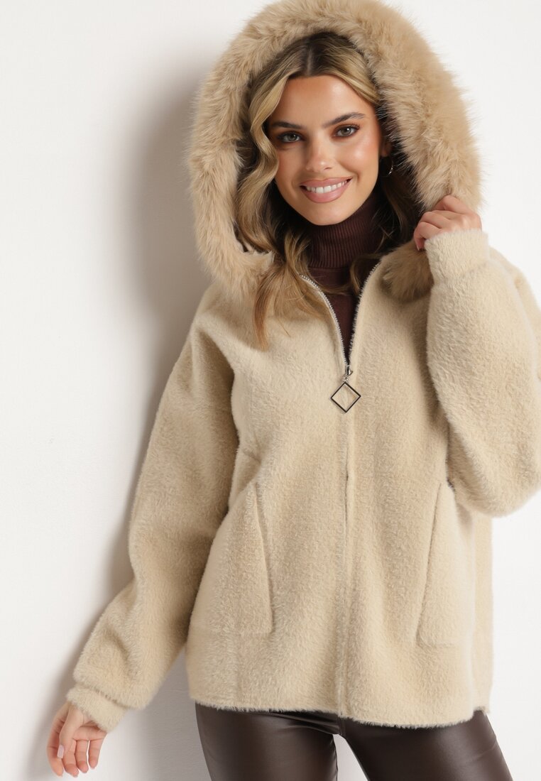 Bluza Bej cu Lână cu Glugă și Buzunare Decorată cu Blană Yasiti