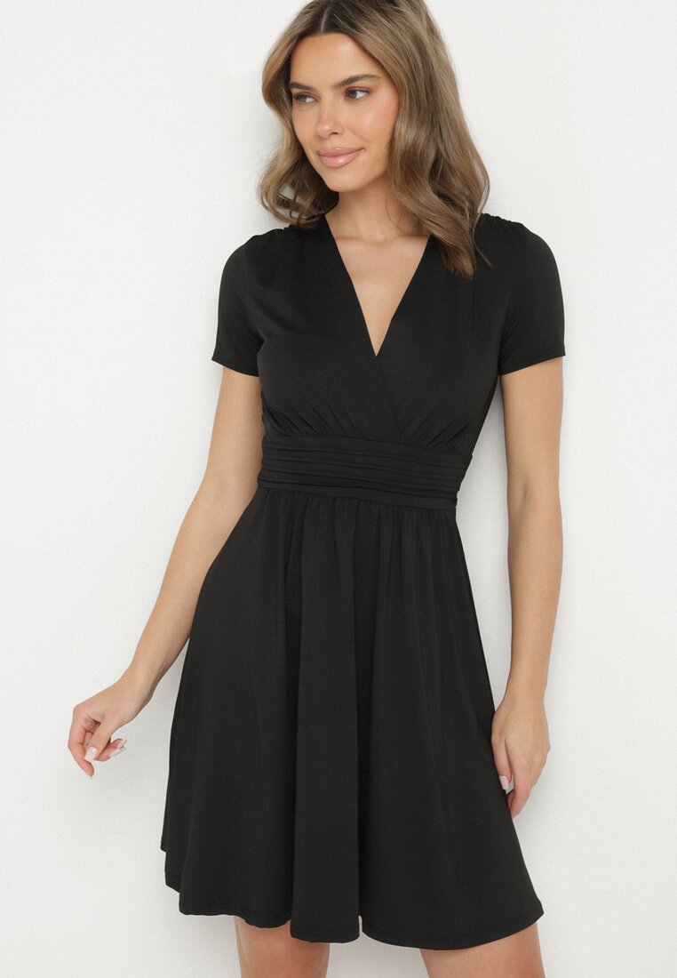 Rochie Neagră Cloche cu Viscoză tip Plic cu încrețituri Adivas