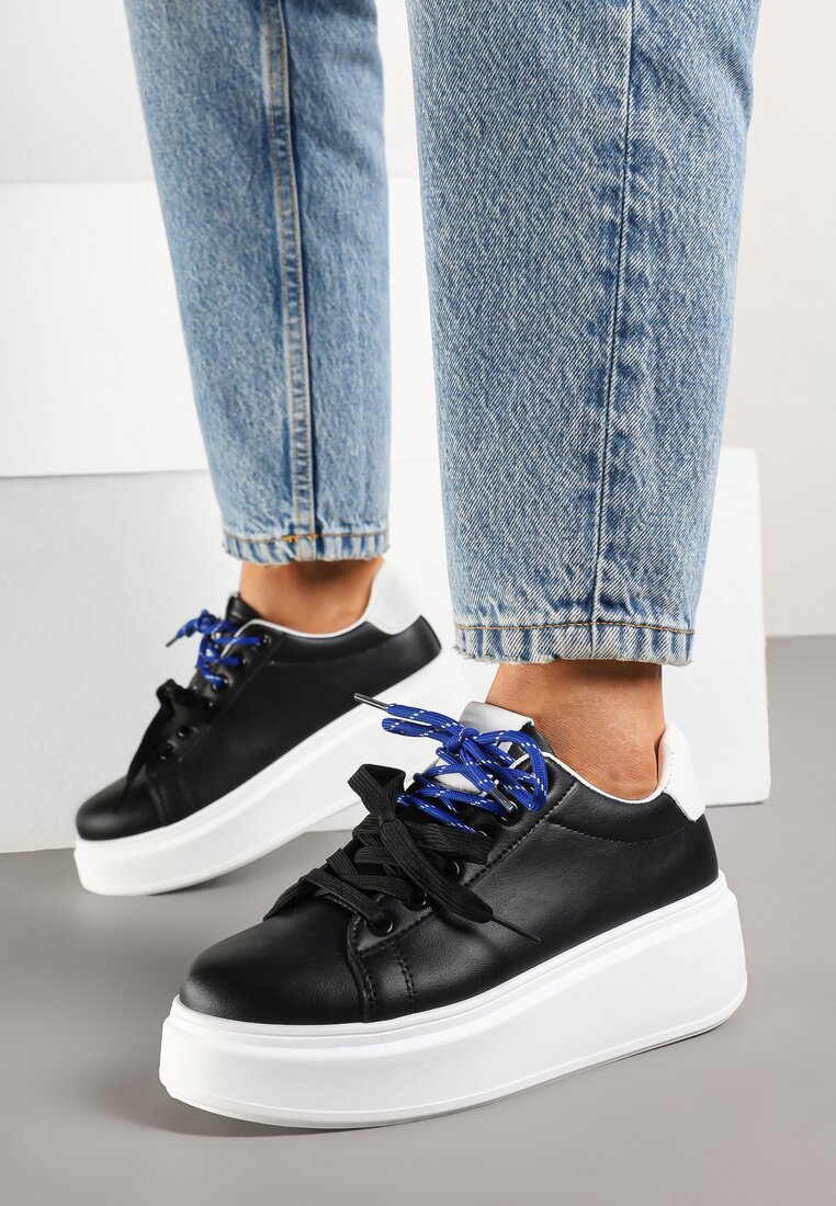 Adidași Negru-Alb Decorați Cu Șiret Dublu Zdivane