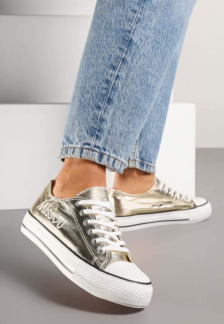 Teniși înalți Aurii