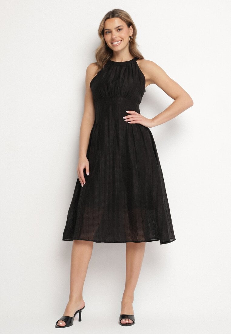 Rochie Evazată Neagră din Țesătură Gofrată cu Legătură la Spate Nimioretta