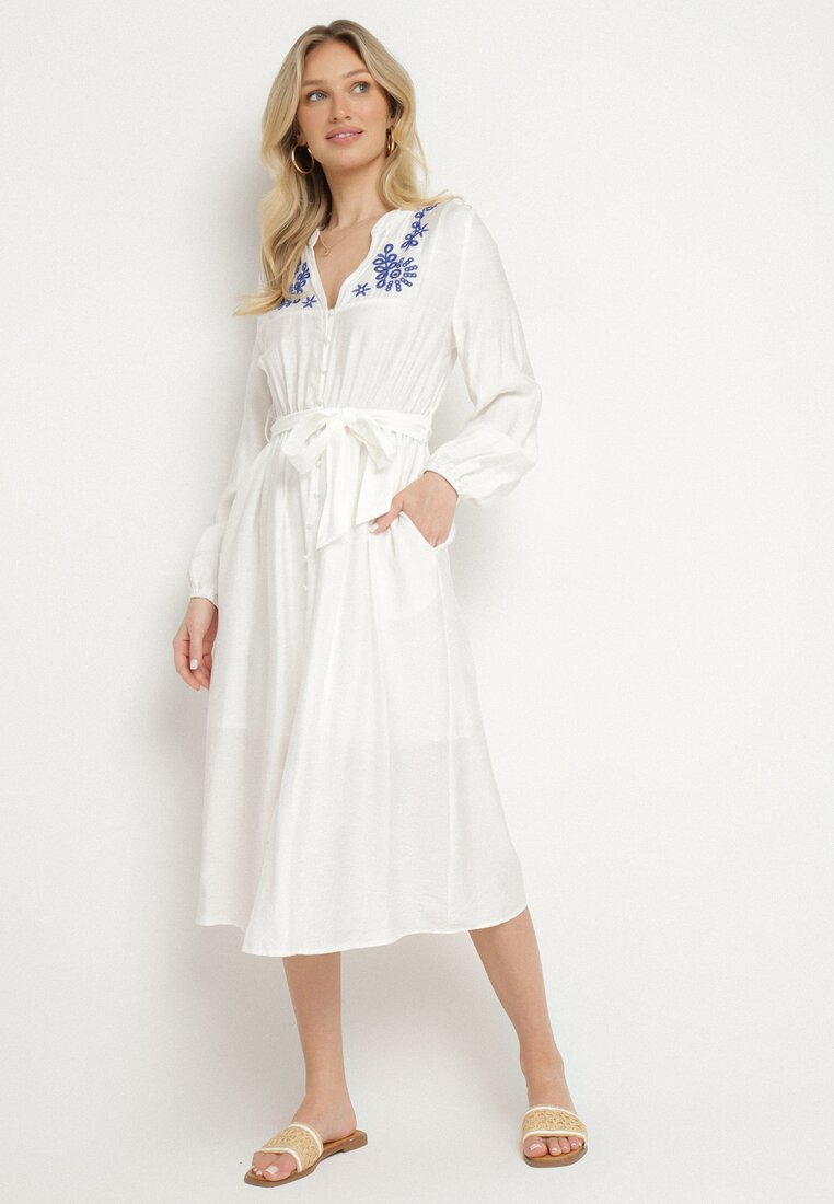 Rochie Albă din Viscoză cu croială Cloche cu Legătură și Broderie Velvania