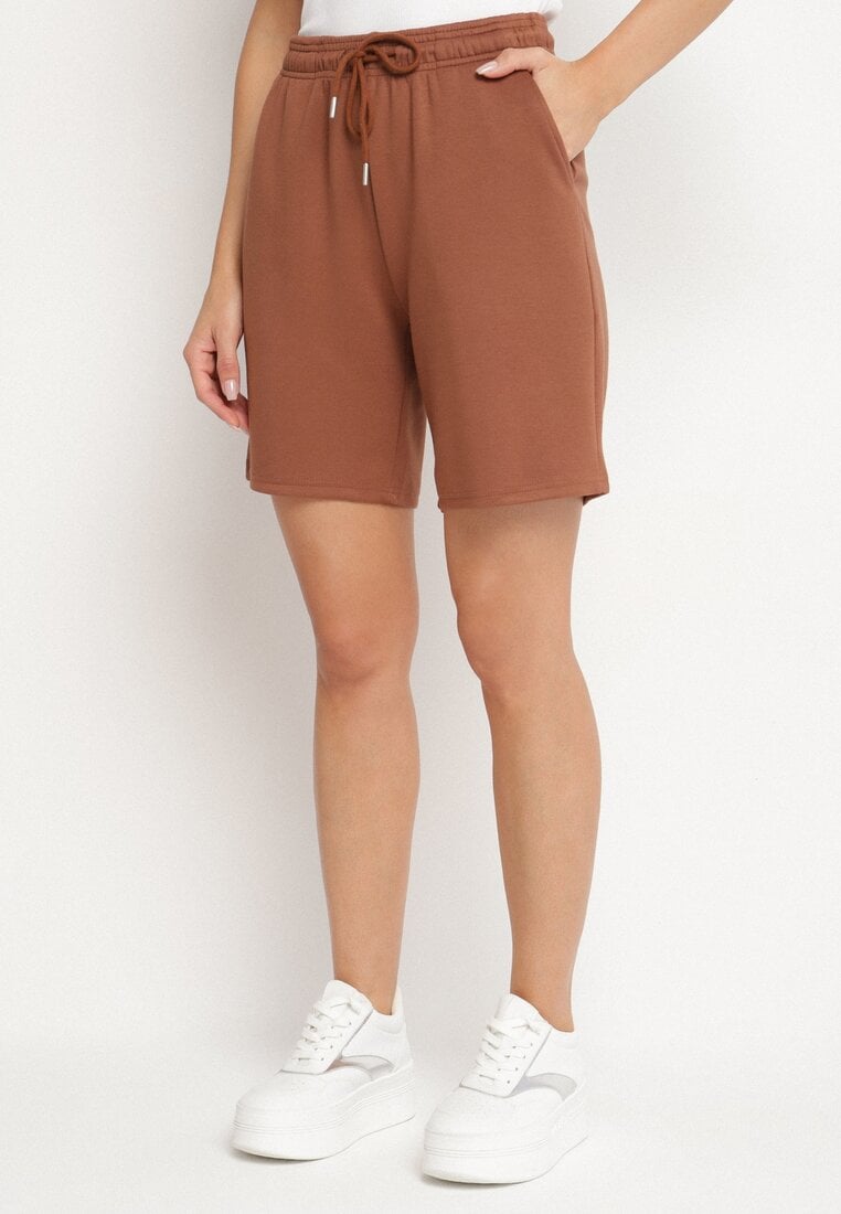 Pantaloni scurți Maro Finisați cu elastic în talie și cu buzunare inserate Ritardia