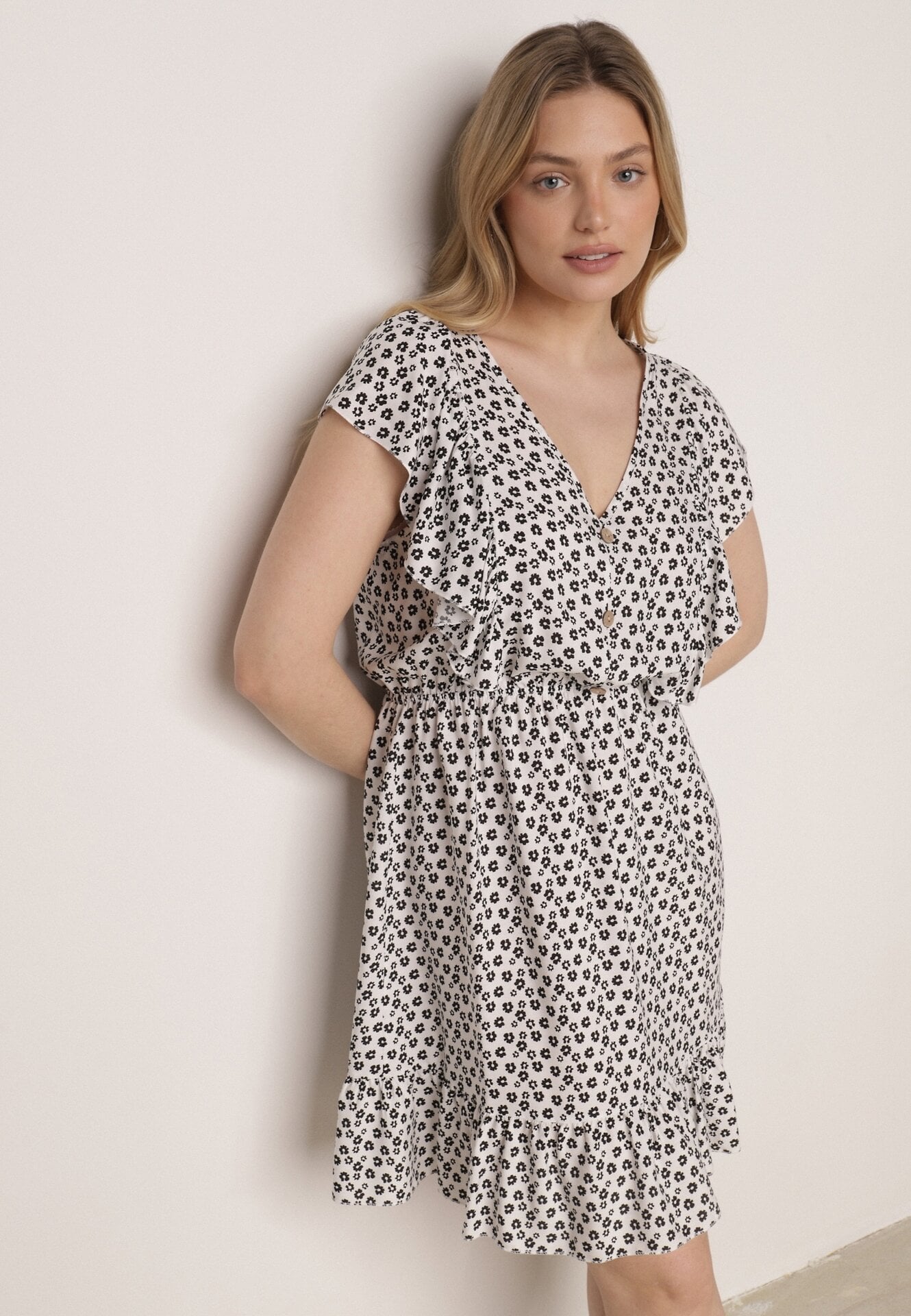 Rochie Cloche Albă din Bumbac cu Imprimeu Floral cu Nasturi Ronelle