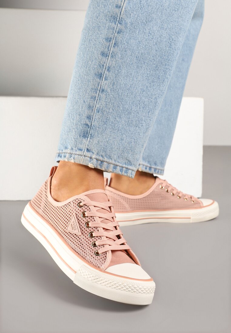 Teniși înalți Roz