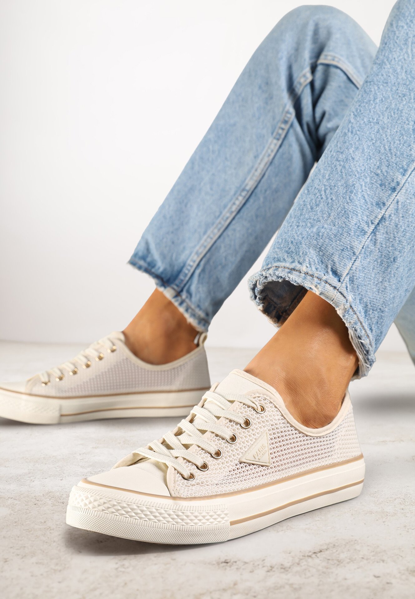 Teniși înalți Bej