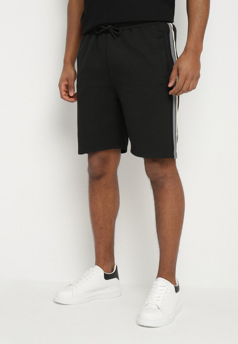 Pantaloni scurți Negri