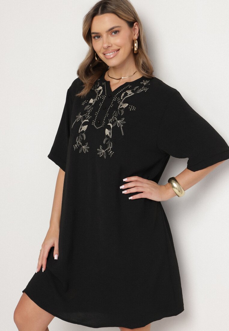 Rochie Neagră Tip cutie cu nasturi și broderii decorative Jenivanea