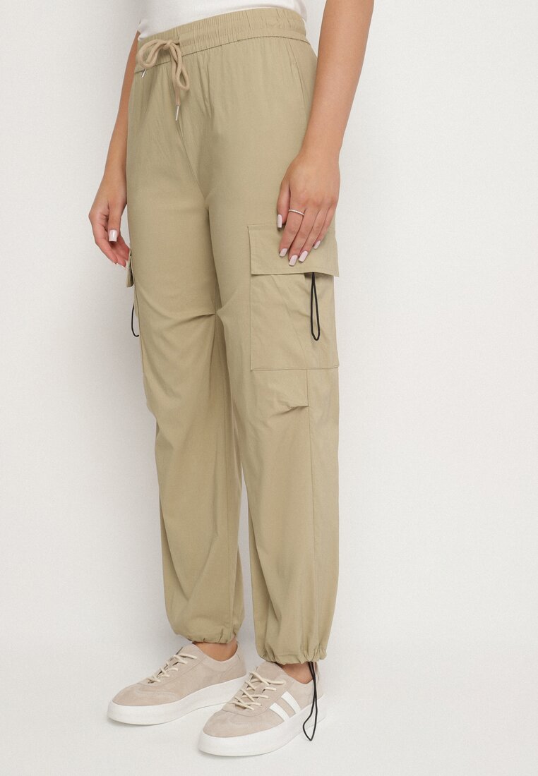 Pantaloni cargo bej deschis din bumbac și cu talie înaltă Janoviera