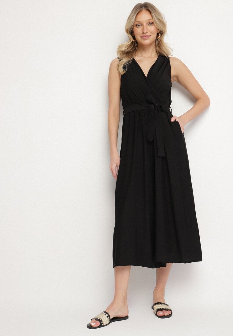 Salopetă Neagră Cintrată din Viscoză și Curea Evithrae