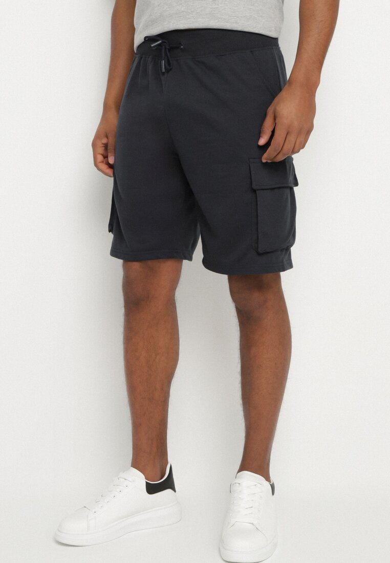 Pantaloni scurți Bleumarin