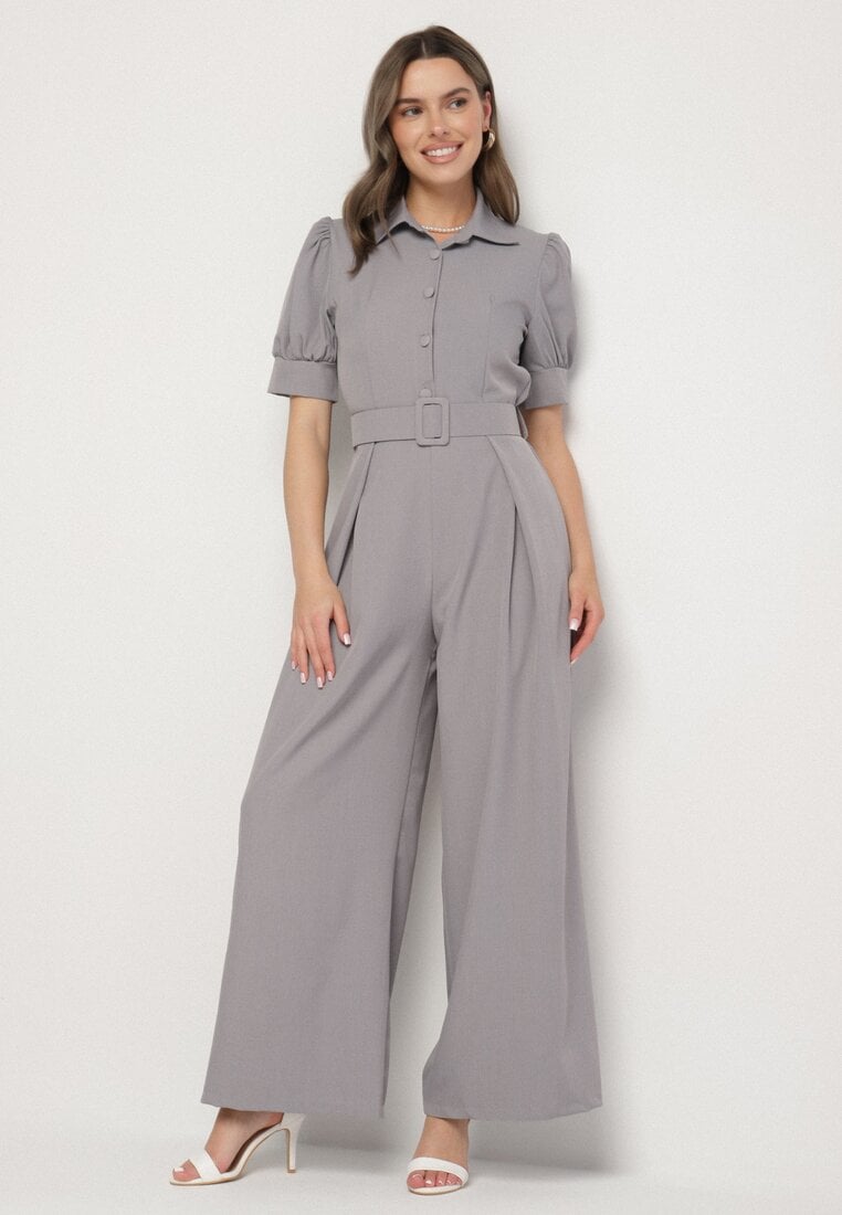 Salopetă Gri Taliată cu Cataramă Decorativă Filateia