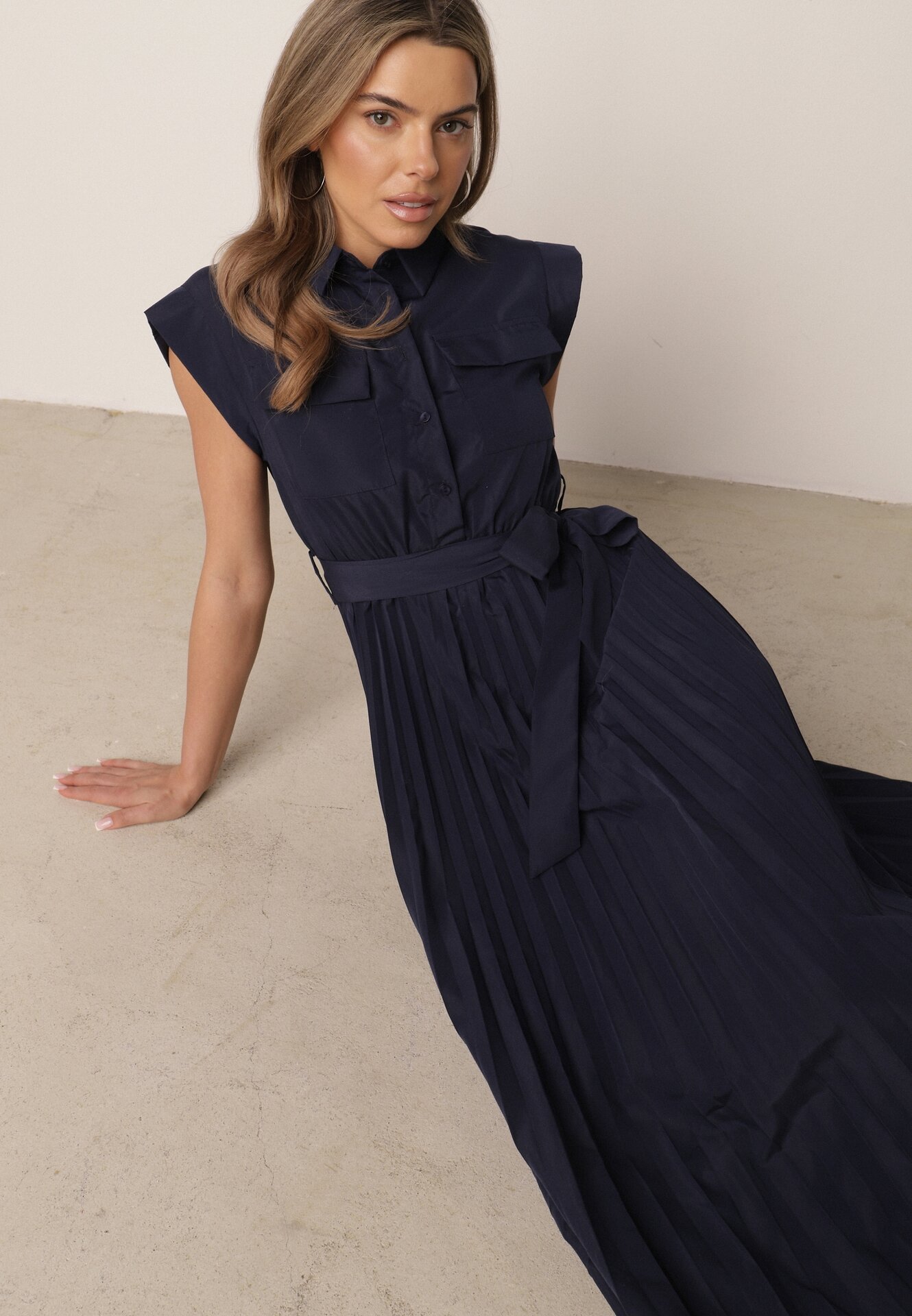 Rochie Bleu-marin Plisată din Bumbac și cu Centură Lireviere