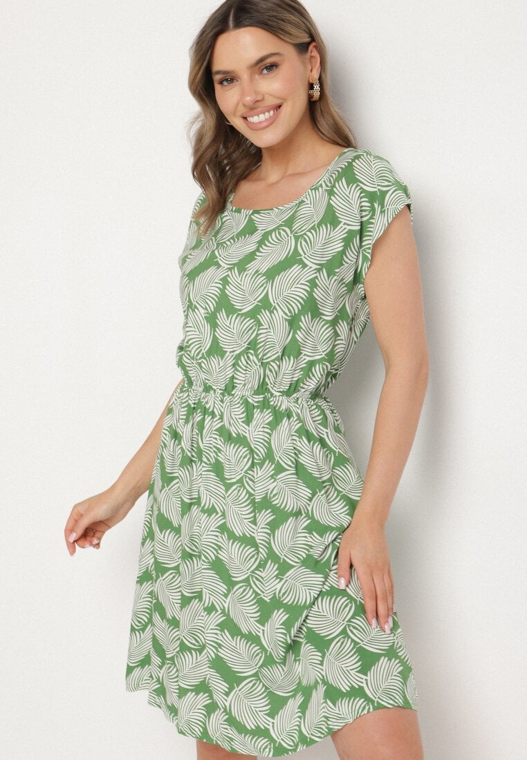 Rochie Verde cu croi evazat cu elastic în talie și mânecă scurtă Serive