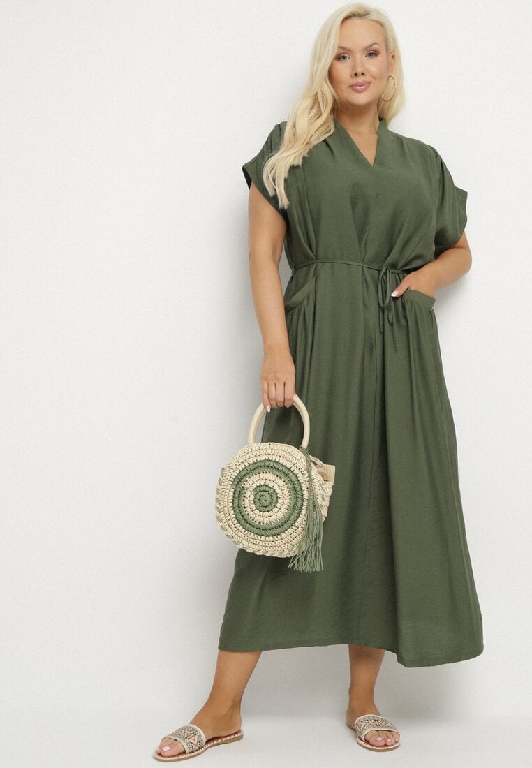 Rochie Verde Din Viscoză Tip Cutie cu Curea Subțire și Buzunare Lumivorae