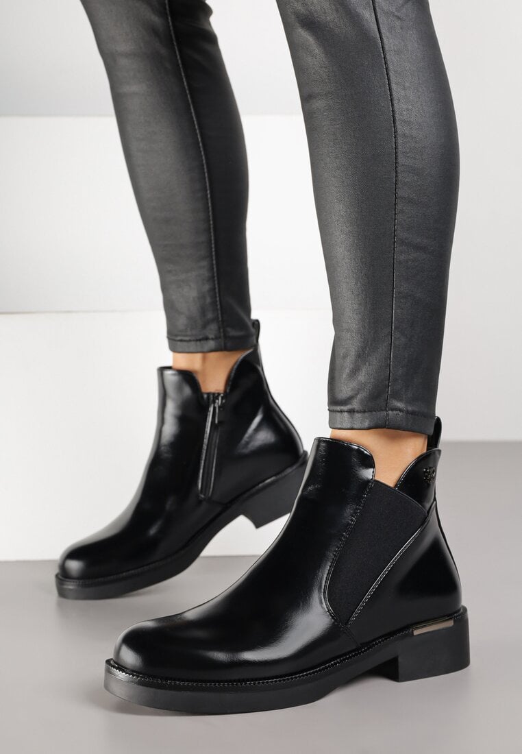 Botine Negre