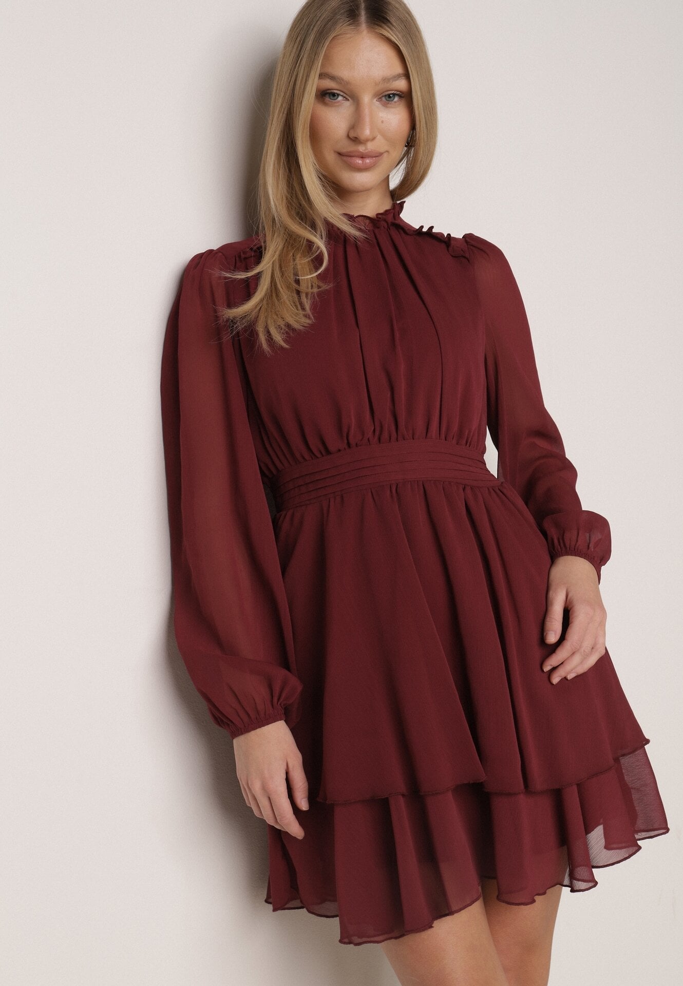 Rochie Bordó Evazată Tip Voal cu Mâneci Bufante Isovana