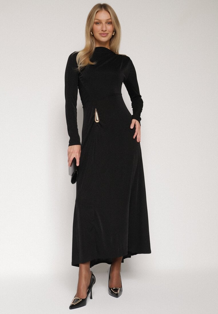 Rochie de cocktail Neagră Decorată cu aplicație metalică și drapaje laterale Retima