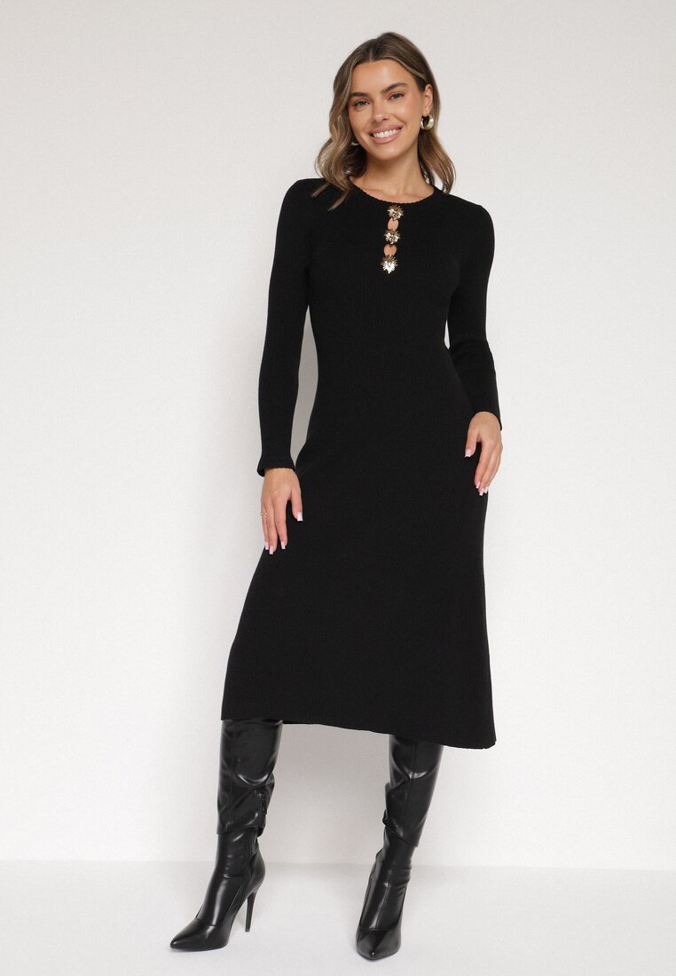 Rochie Neagră Mulată din Tricot striat cu Vâscoză cu Aplicații Tusmana