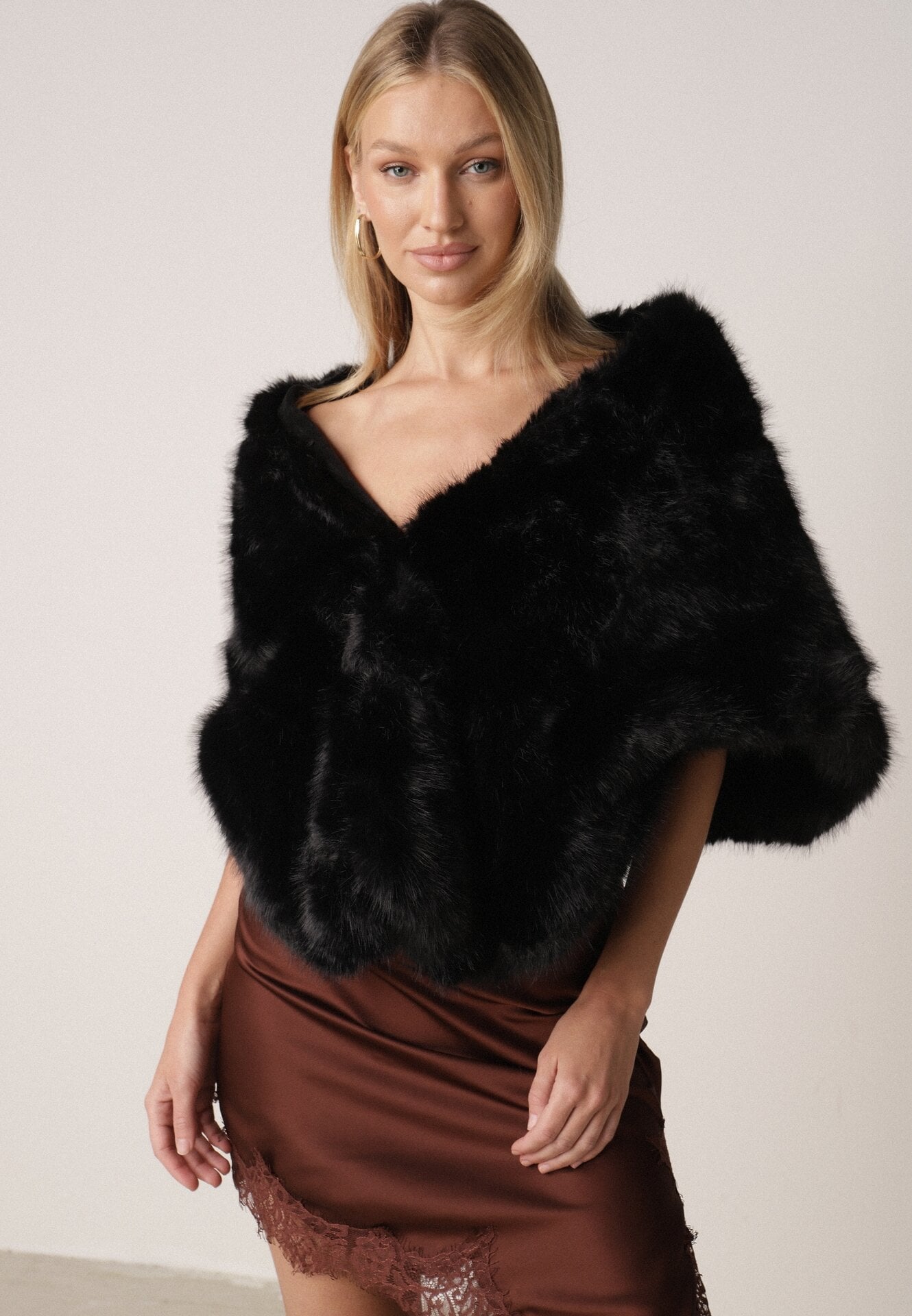 Poncho Negru