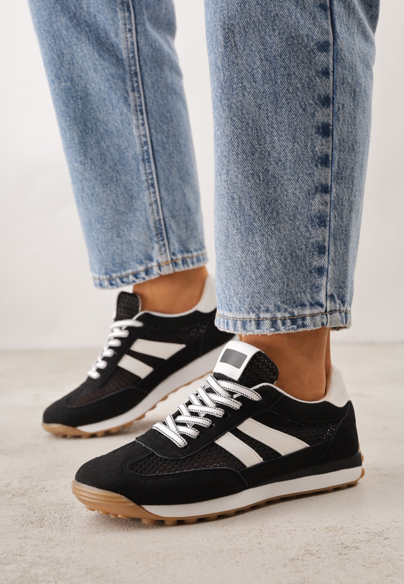 Adidași Casual Negri cu inserții din plasă Kassadina