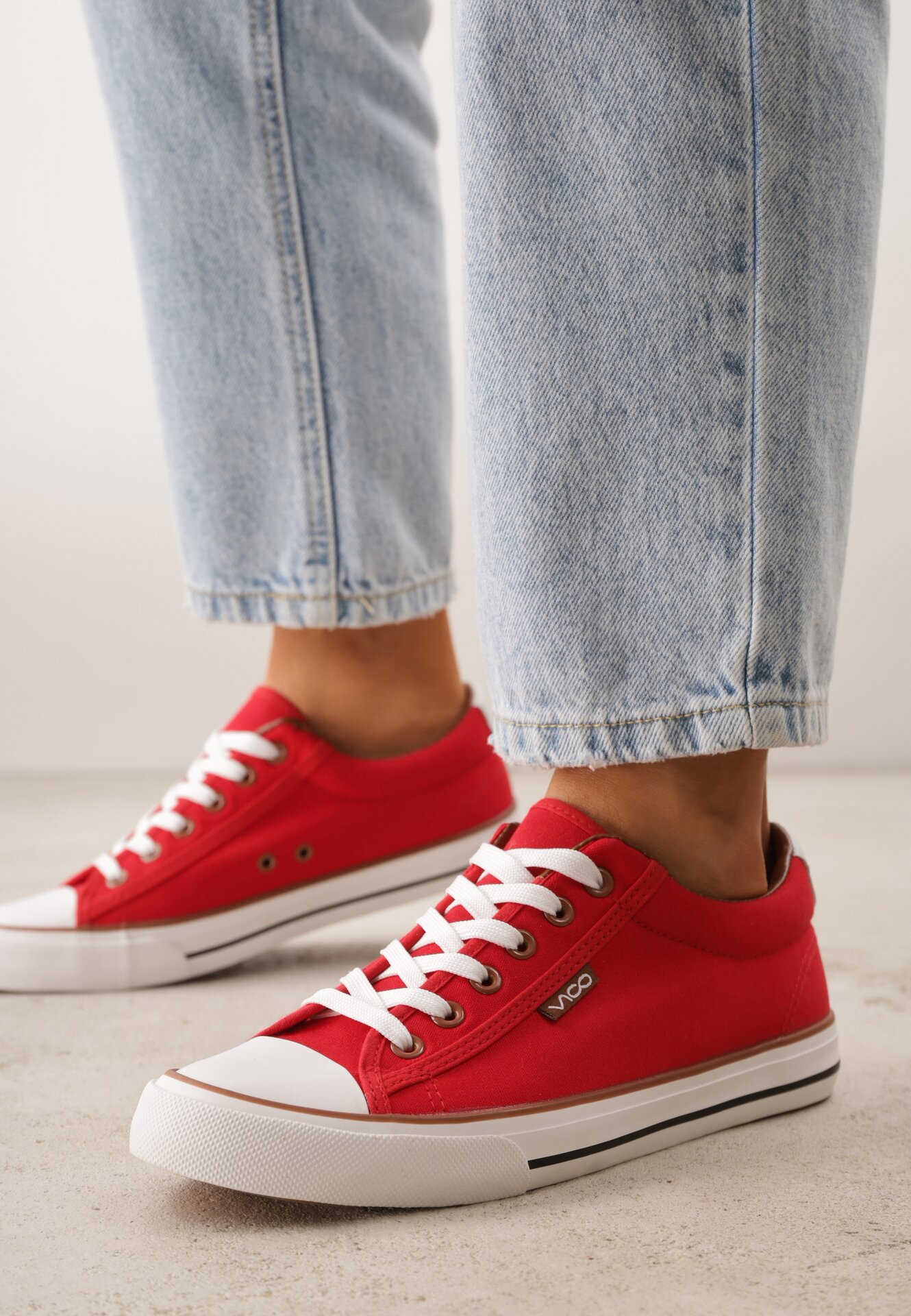 Tenisi roșii clasici înalți până la gleznă cu paspoal la talpă Kasiope