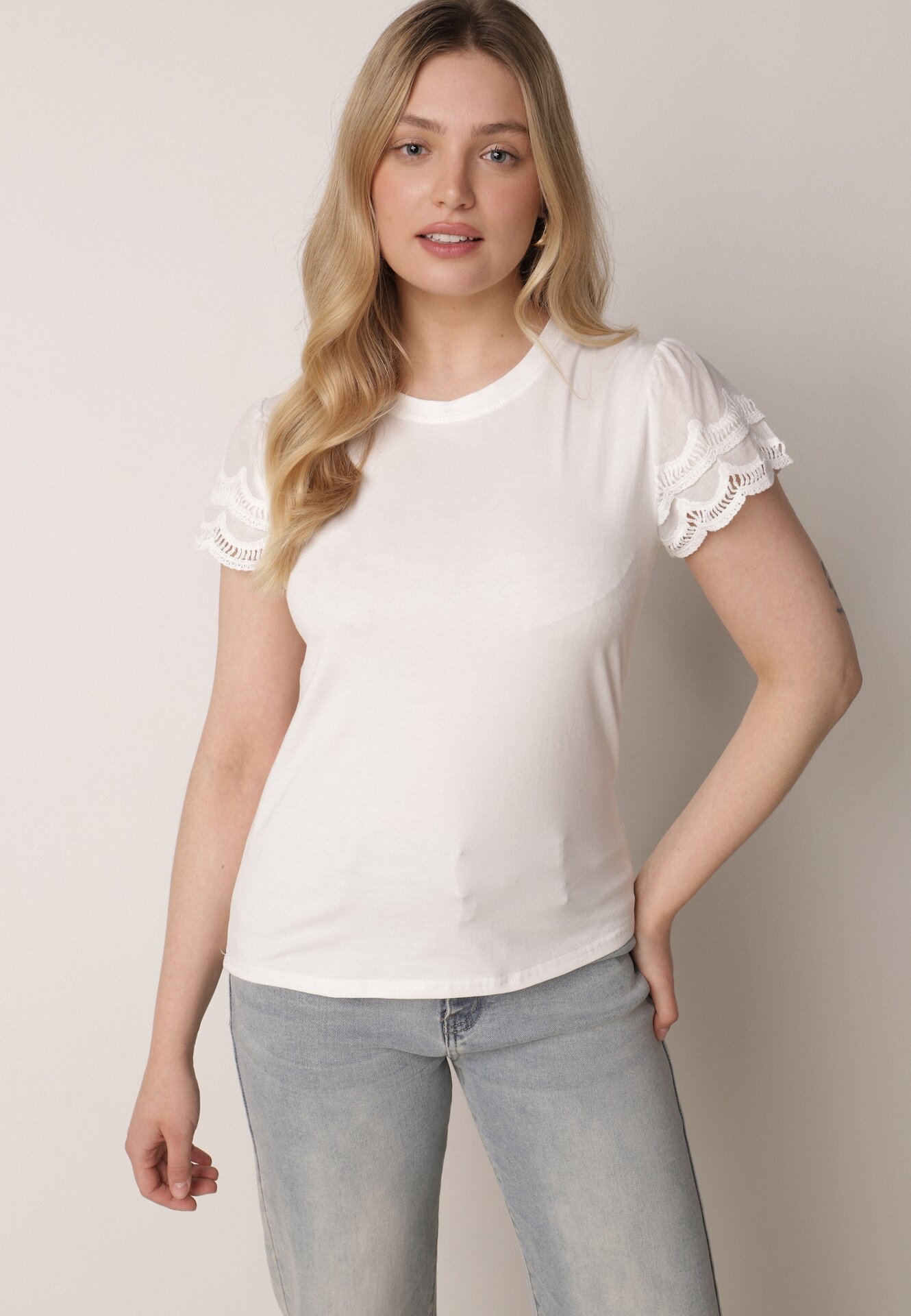 Tricou Alb de bumbac cu mâneci din dantelă Carilynore