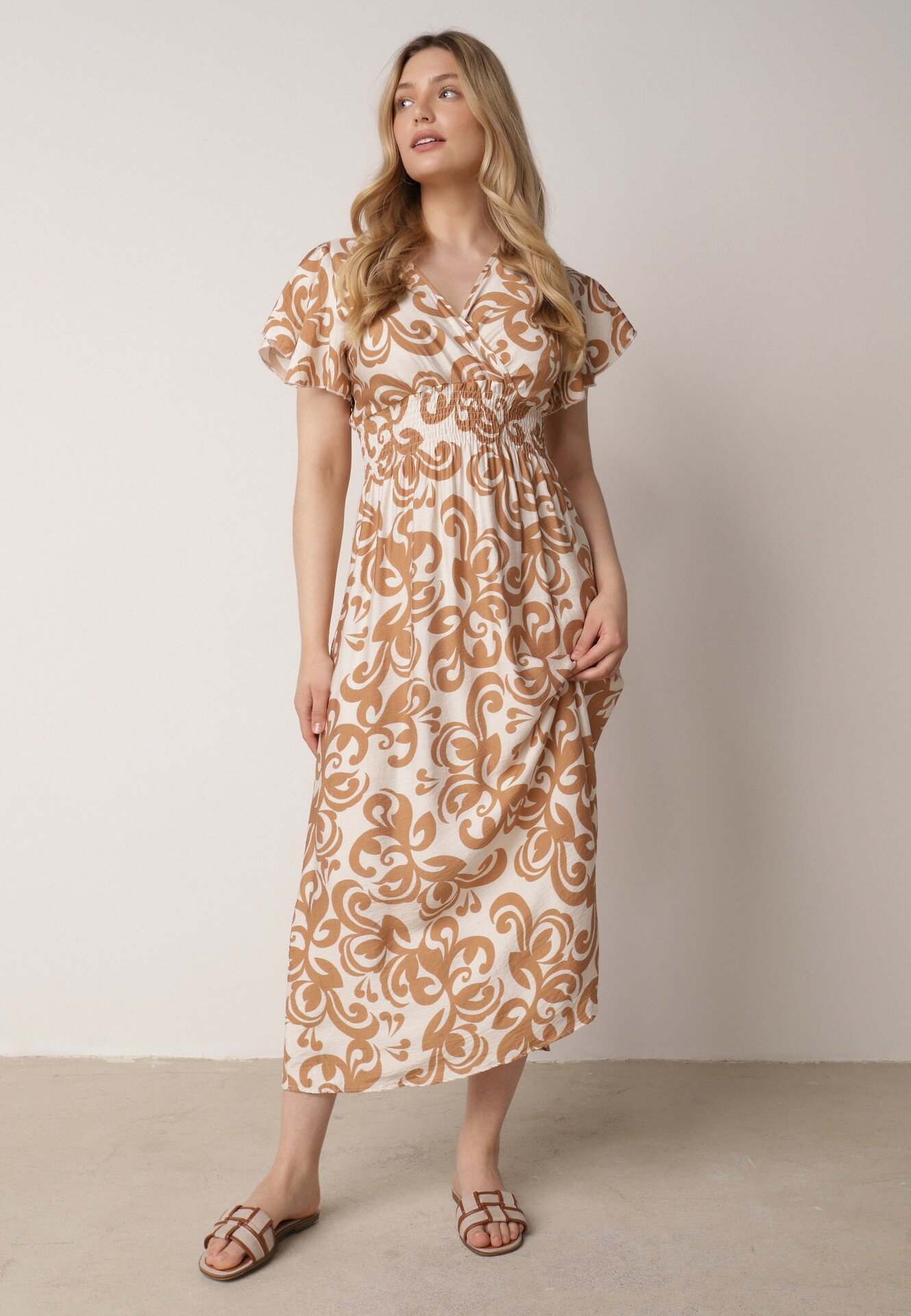 Rochie Maro din Viscoză cu Decolteu Petrecut și Elastic în Talie Shyraya