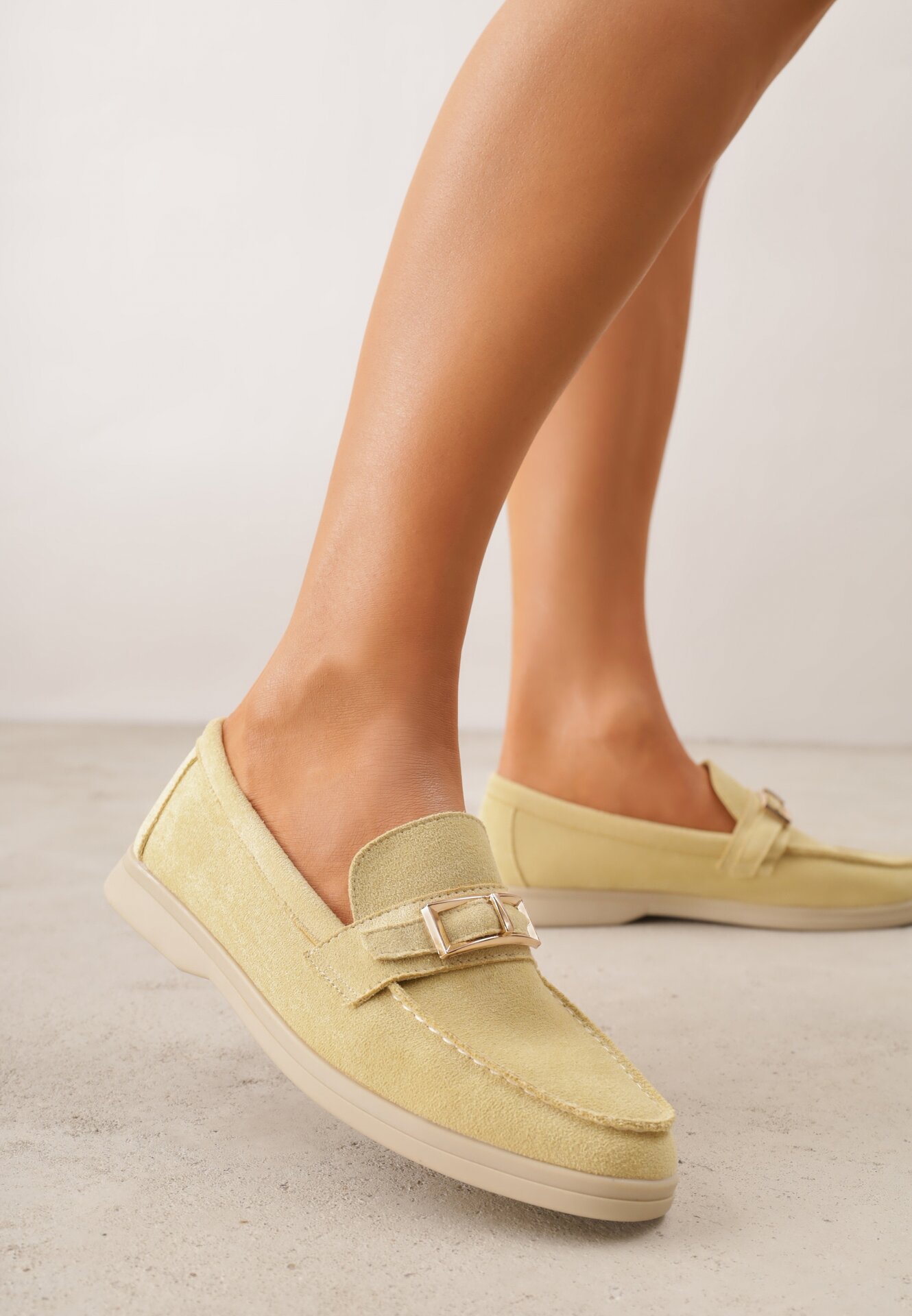 Mocasini Galbeni cu Decorație Metalică Dreptunghiulară Aeleorane