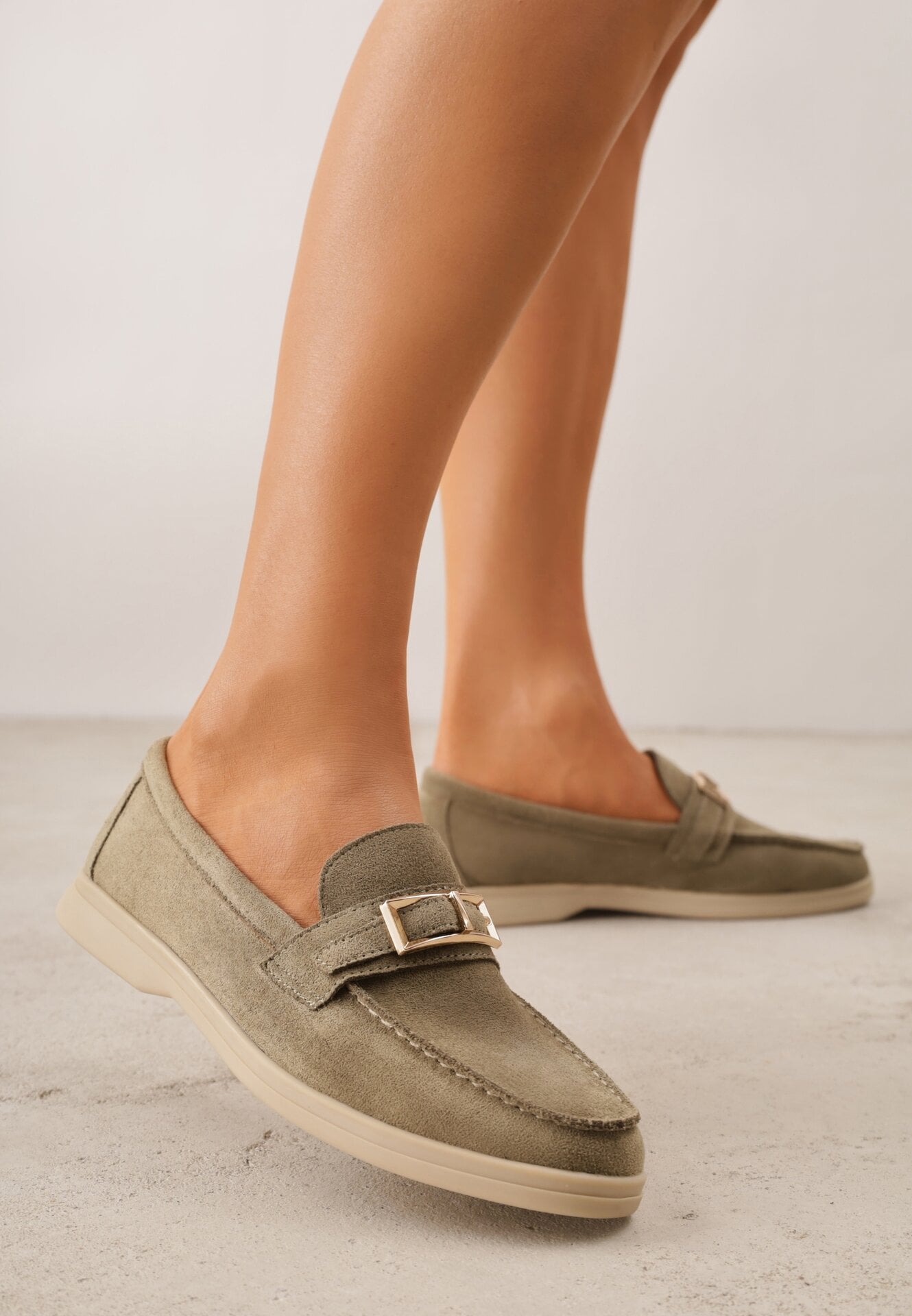 Mocasini Verzi cu Ornament Dreptunghiular Metalic Aeleorane