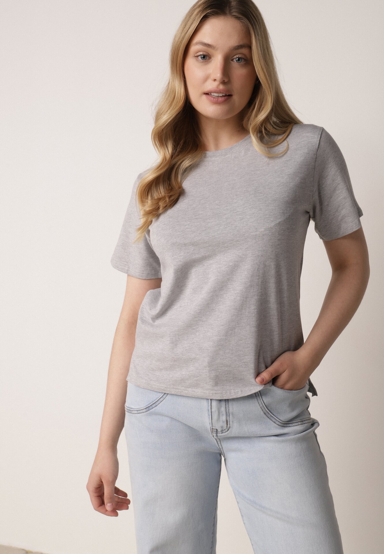 Tricou Gri din Bumbac cu Spate mai Lung și Fante Laterale Cordalea