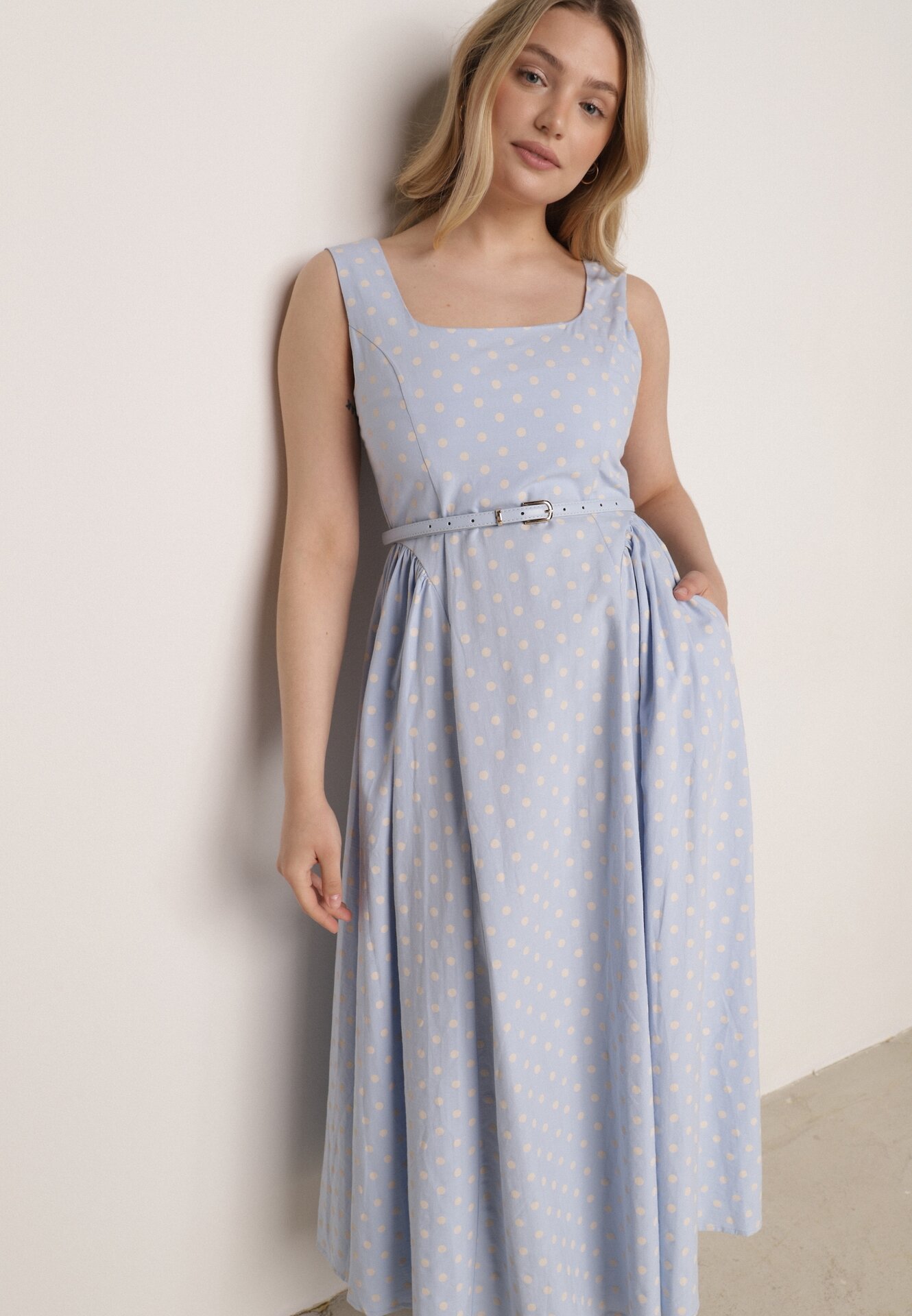 Rochie Albastră din Bumbac-Viscoză Retro cu buline cloș Eviphaia