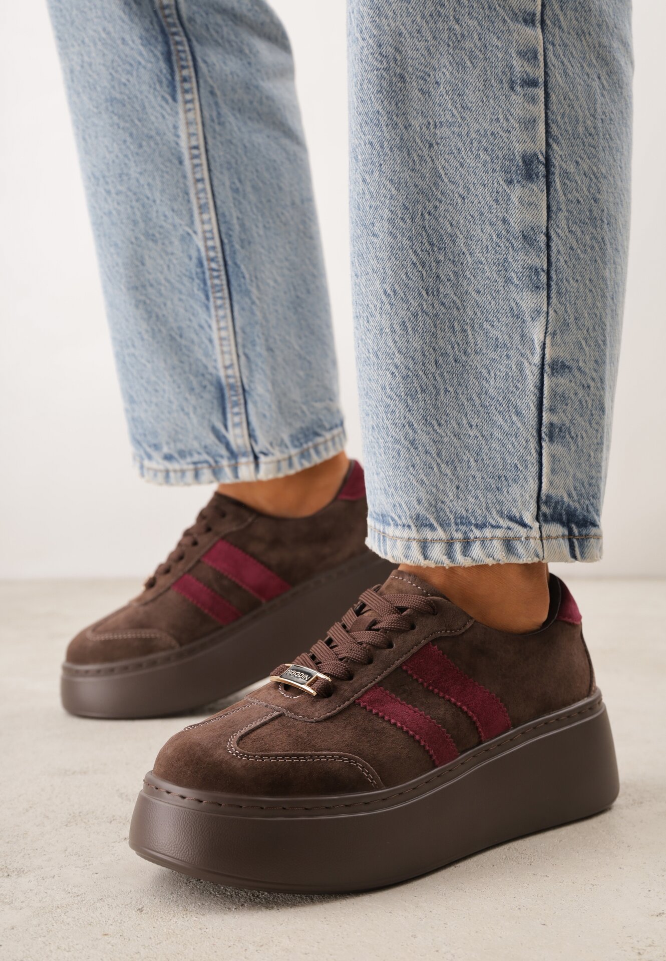 Adidași Maro Din Piele Întoarsă cu Talpă Groasă cu Barete Arathyra